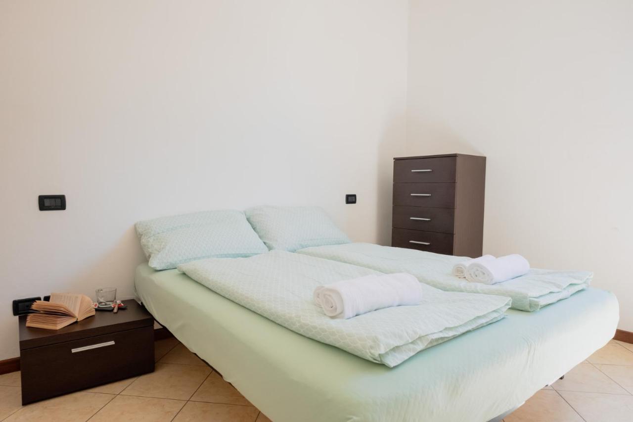 By The Lake Apartments - Centro Storico Desenzano del Garda Exterior photo